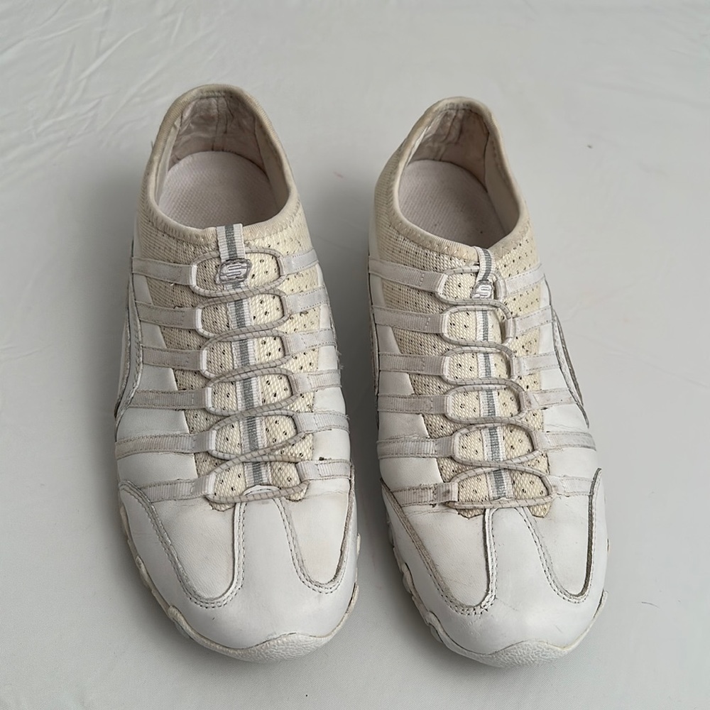 Skechers Y2K white slip on sneakers 9.5